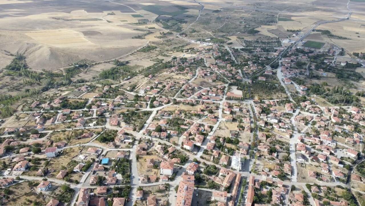 TOKİ’nin 250 bin konut kampanyası kapsamında Sarıyahşi’deki 107 konut için