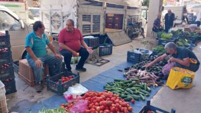 Aksaray semt pazarları, yerli üretim ve doğal ürünlerle dolup taştı;