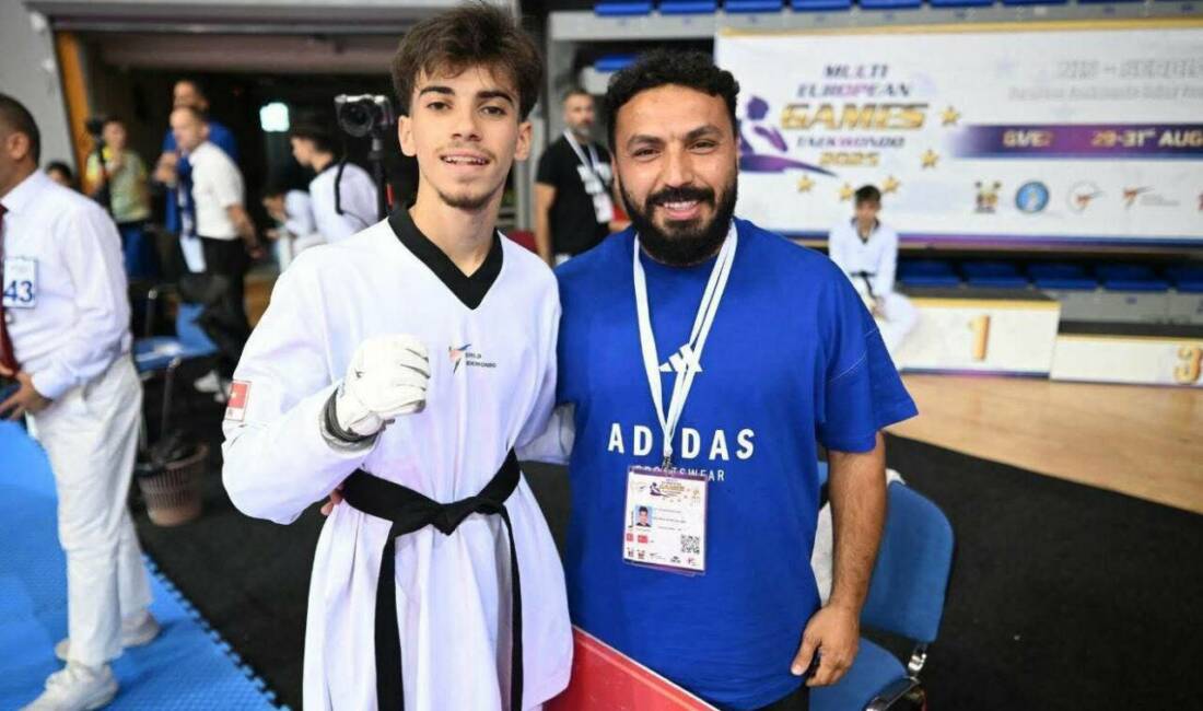 54 kilo kategorisinde mücadele eden Bedirhan Aslan, Ümitler Avrupa Şampiyonası