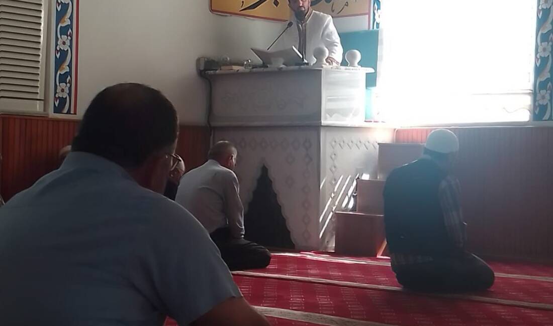 Sultanhanı İlçe Müftüsü Selman Çiloğlu, ilçede düzenli olarak sürdürülen dini