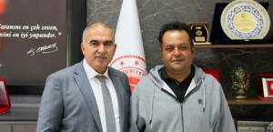 Aksaray’da görev yapan TİGEM Koçaş Tarım İşletmeleri Müdürü Şevket Bayar,