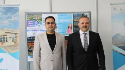 Aksaray'da bu yıl 7’ncisi düzenlenen Kitap Günleri’nin  açılışına Aksaray Üniversitesi