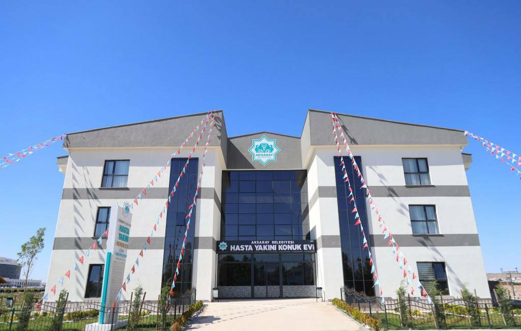 Aksaray Belediyesi'nin hayata geçirdiği Hasta Yakını Konuk Evi projesi hasta