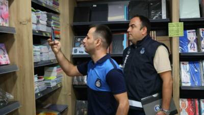 Aksaray Belediyesi Zabıta Müdürlüğü ekipleri, kırtasiyelerde kapsamlı fiyat denetimi yapmak