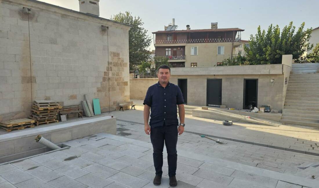 Aksaray’da tarihi eserler gün yüzüne çıkıyor Aksaray Belediye Başkanı Dr. Evren Dinçer, Yusuf Hakiki Baba Mescidi