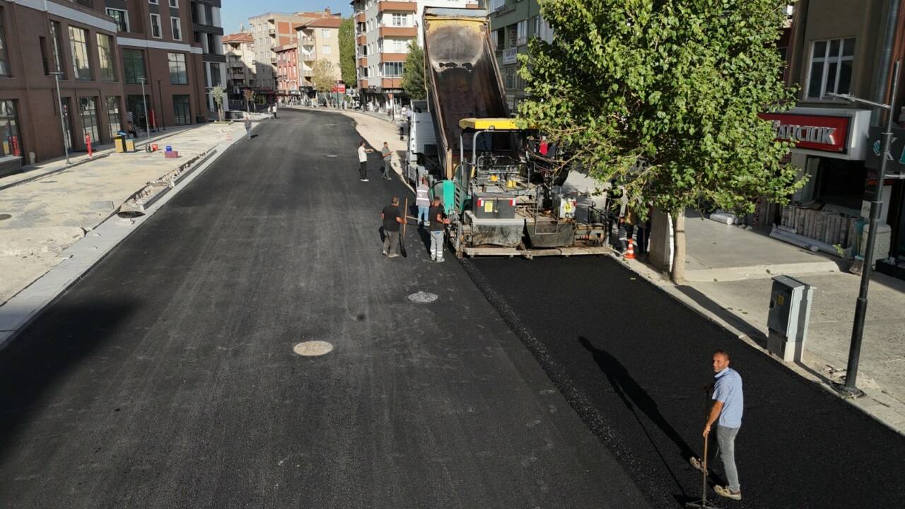 Aksaray Belediyesi, ulaşım altyapısını güçlendirme yönelik çalışmalarına aralıksız devam ediyor. 
