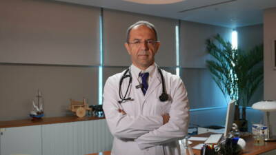 Medipol Mega Üniversite Hastanesinden Tıbbi Onkoloji Uzmanı Prof. Dr. Mesut