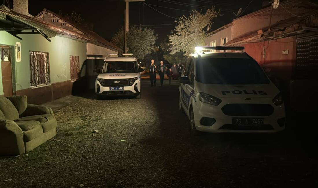 Eskişehir'in Tepebaşı ilçesinde yaşanan olayda sobadan sızan karbonmonoksit gazından zehirlenen