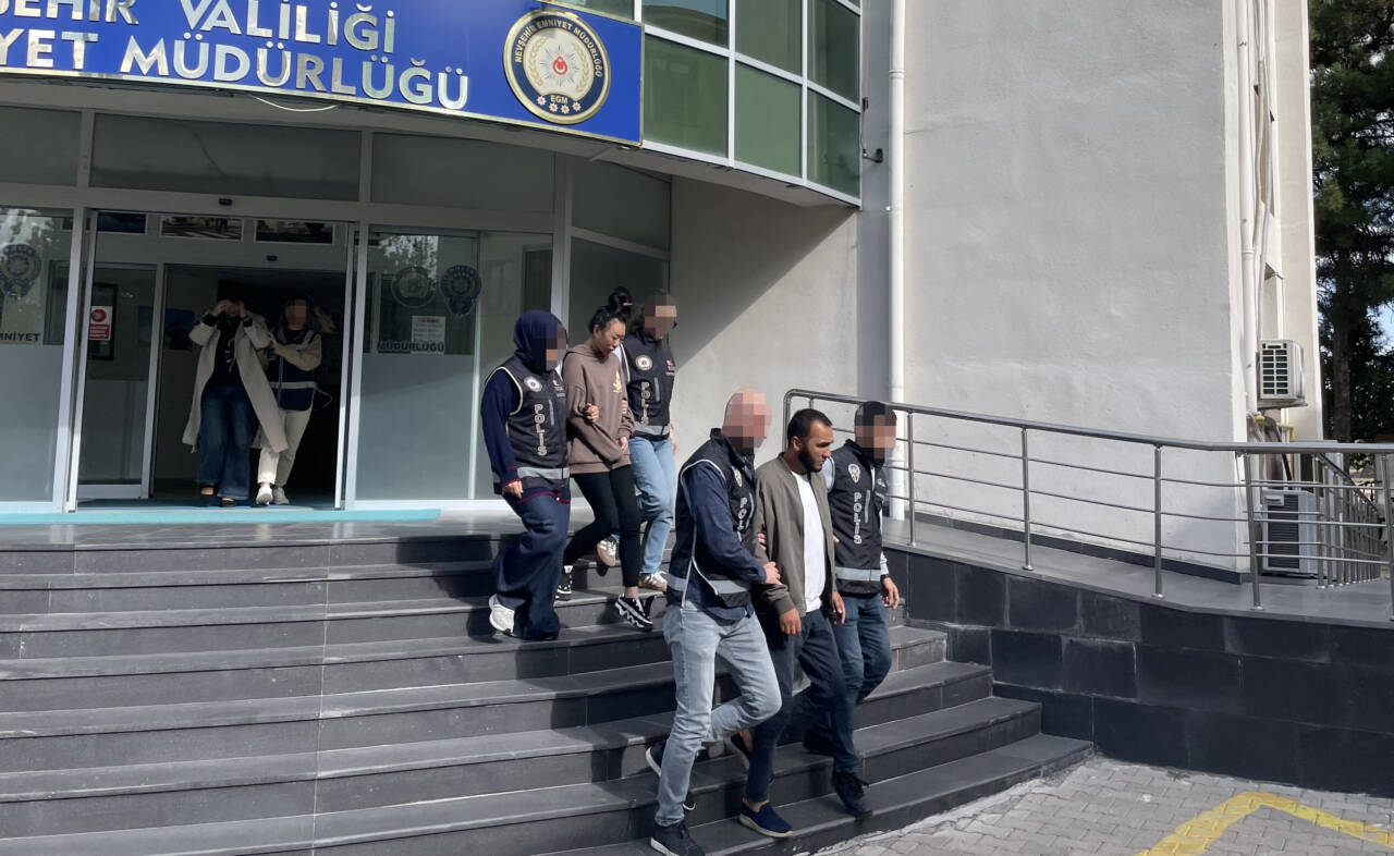 Nevşehir'deki Kapadokya Havalimanı'nda İl Emniyet Müdürlüğü ekipleri tarafından kıyma ve