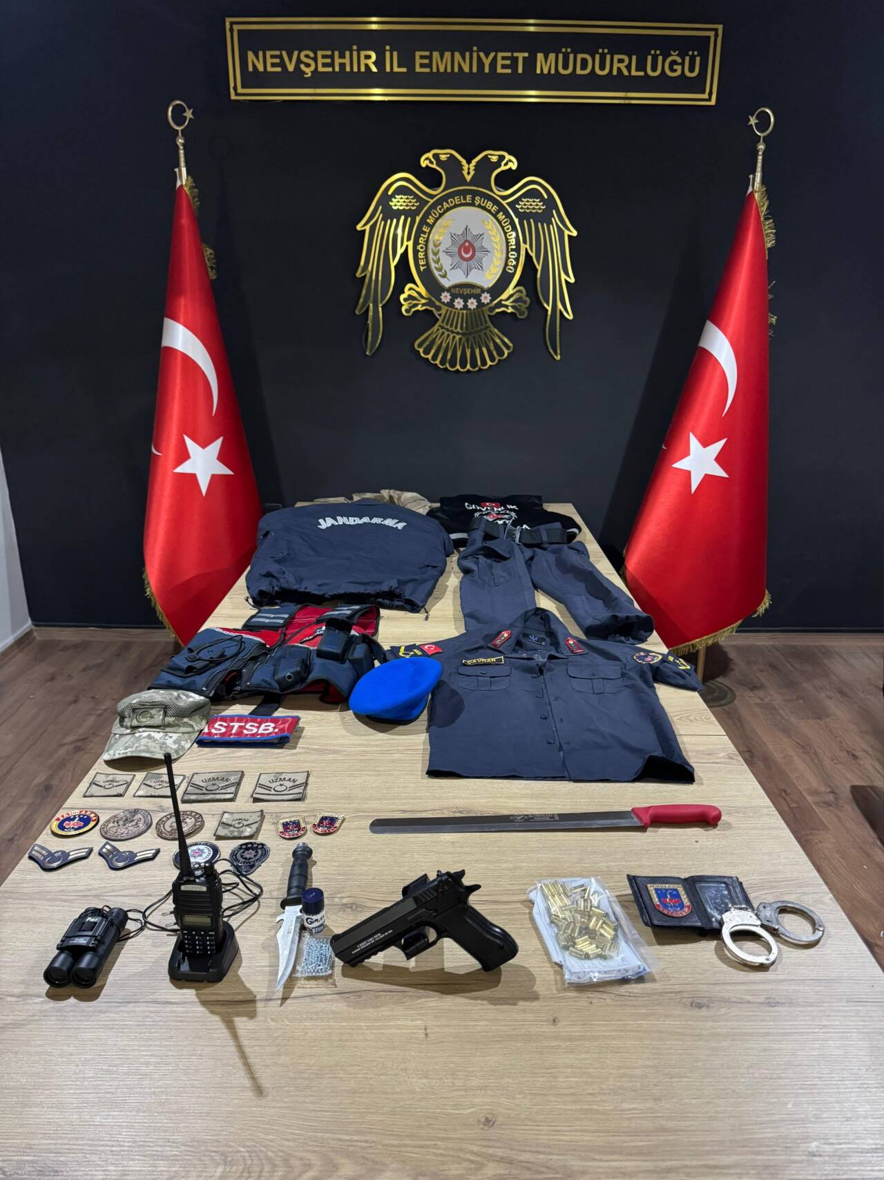 Nevşehir'de İl Emniyet Müdürlüğü tarafından yapılan operasyonda terör örgütü DEAŞ