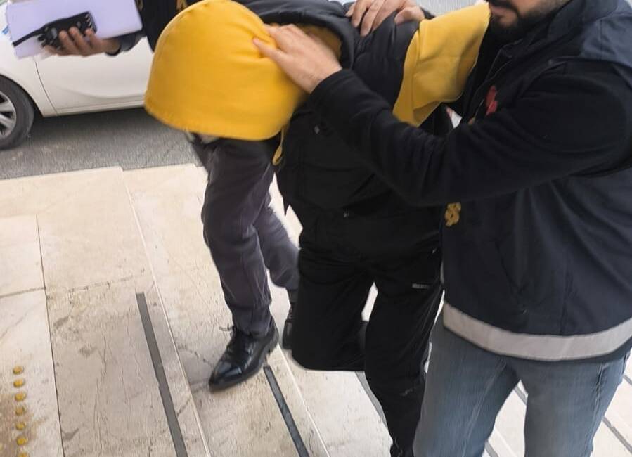 Konya'nın Akşehir ilçesinde Emniyet Müdürlüğü ekipleri tarafından düzenlenen uyuşturucu operasyonunda