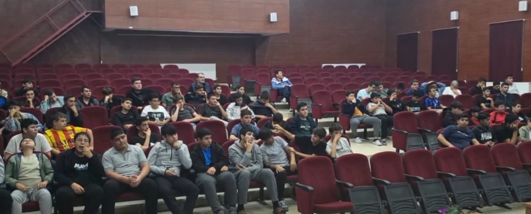 Aksaray Anadolu İmam Hatip Lisesi’nde öğrencilerin afet bilincini artırmak amacıyla