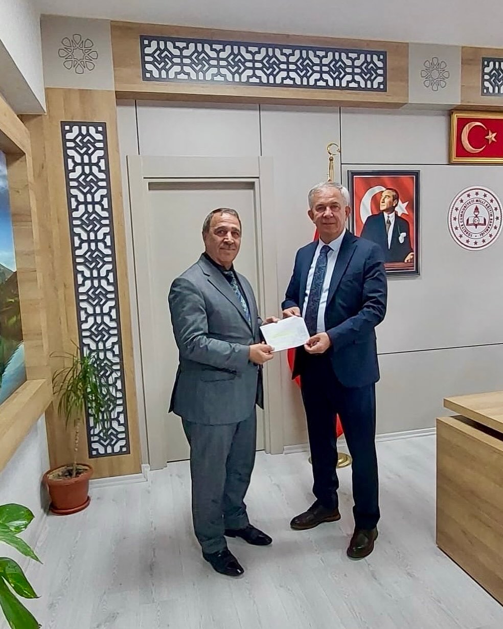 Aksaray Kılıçarslan İlkokulu, mazlum coğrafyalara yardım eli uzatmak amacıyla örnek