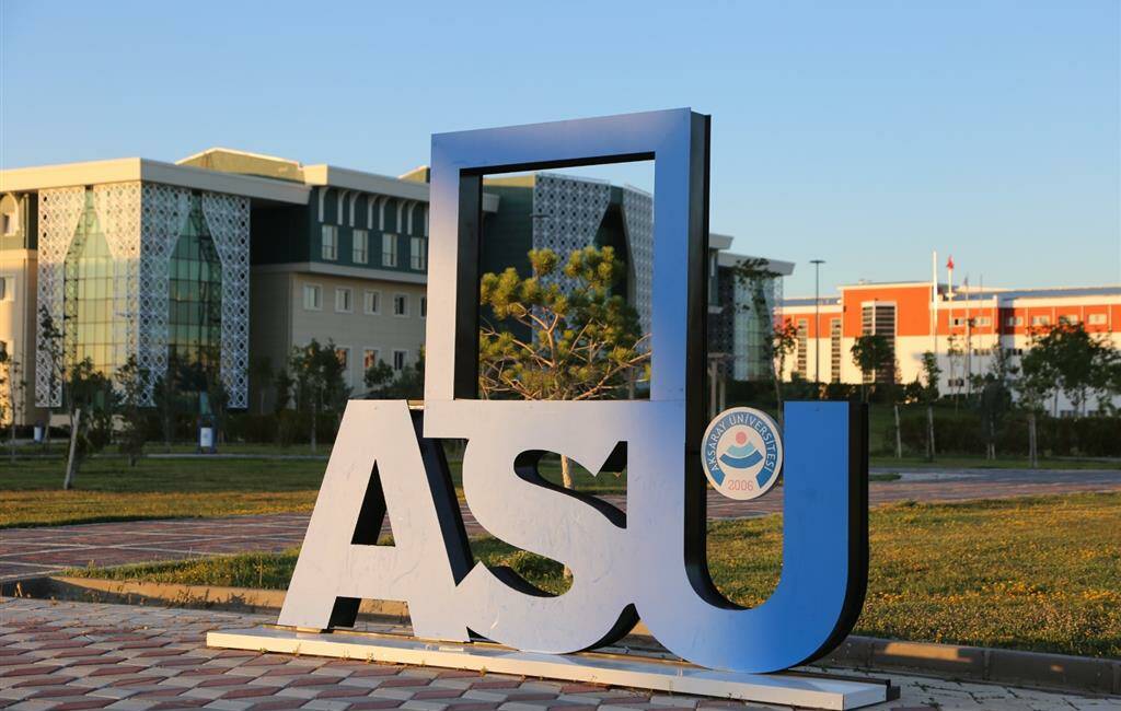 Aksaray Üniversitesi’nde Cumhuriyet’in 102. yılı dolayısıyla “Bilim ve Kültür Buluşmaları”