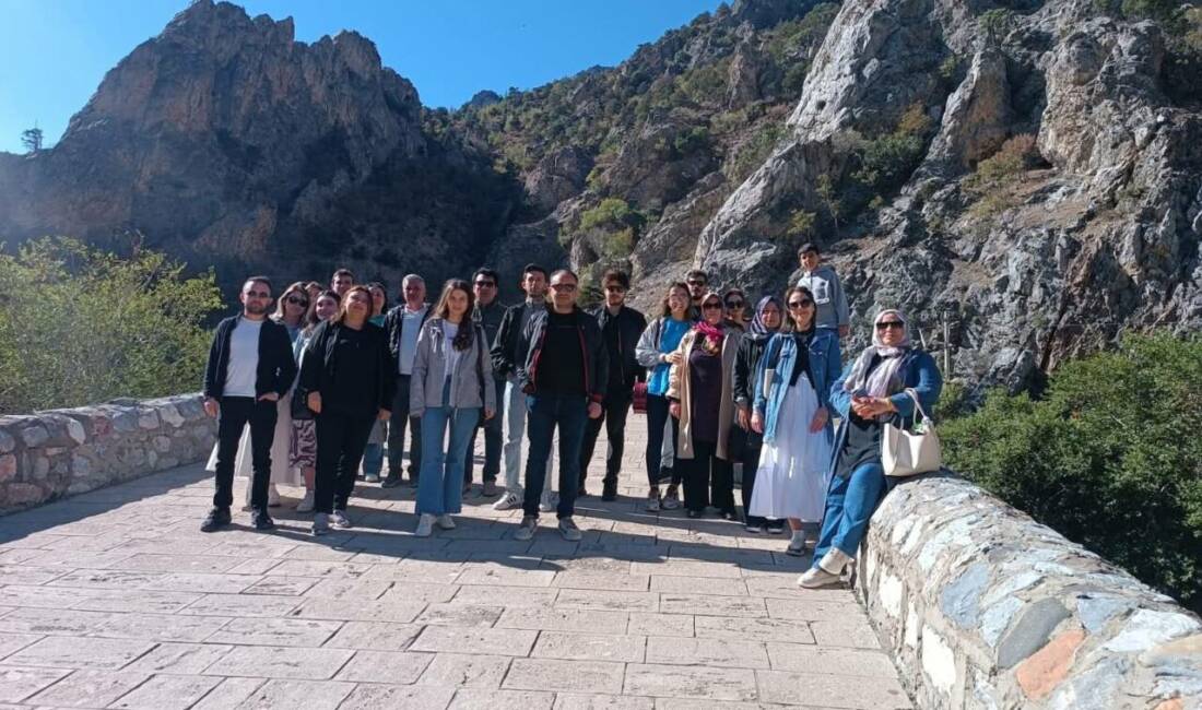 Aksaray Barosu, Mersin’e kültür ve doğa gezisi düzenledi. Baro Başkan