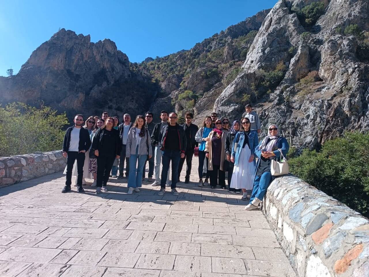 Aksaray Barosu, Mersin’e kültür ve doğa gezisi düzenledi. Baro Başkan
