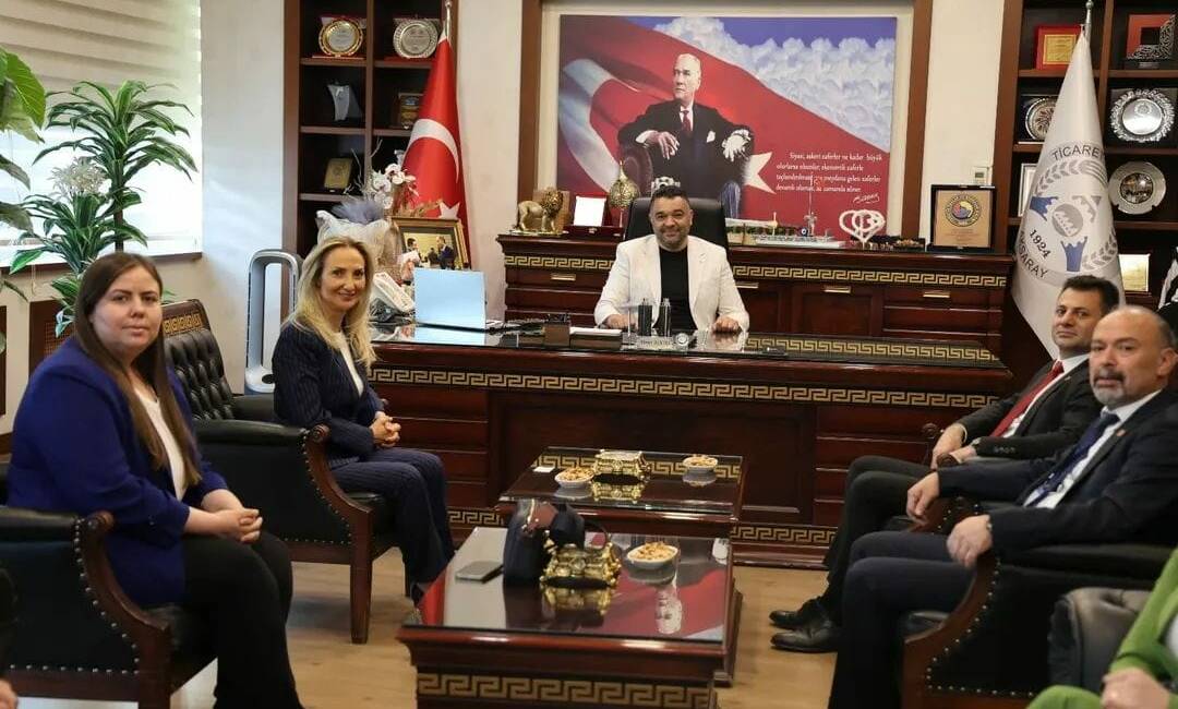Cumhuriyet Halk Partisi Genel Başkan Yardımcısı Aylin Nazlıaka, Parti Meclis