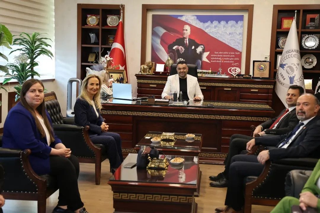 Cumhuriyet Halk Partisi Genel Başkan Yardımcısı Aylin Nazlıaka, Parti Meclis