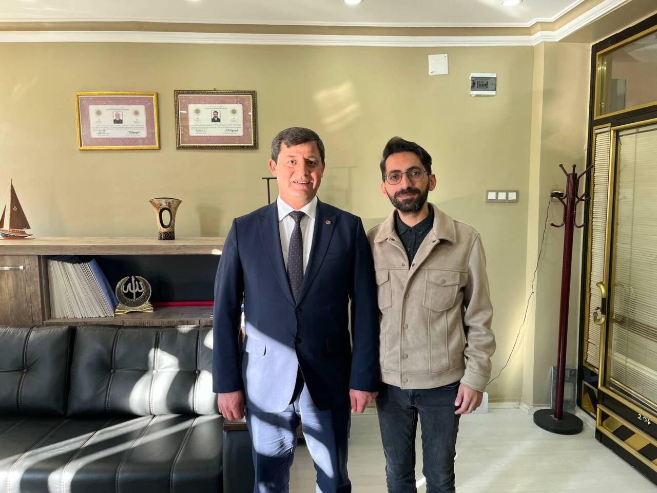 Aksaray Baro Başkanı Av. Erçin Mevlüt Düzgün, Baro üyesi avukatlardan