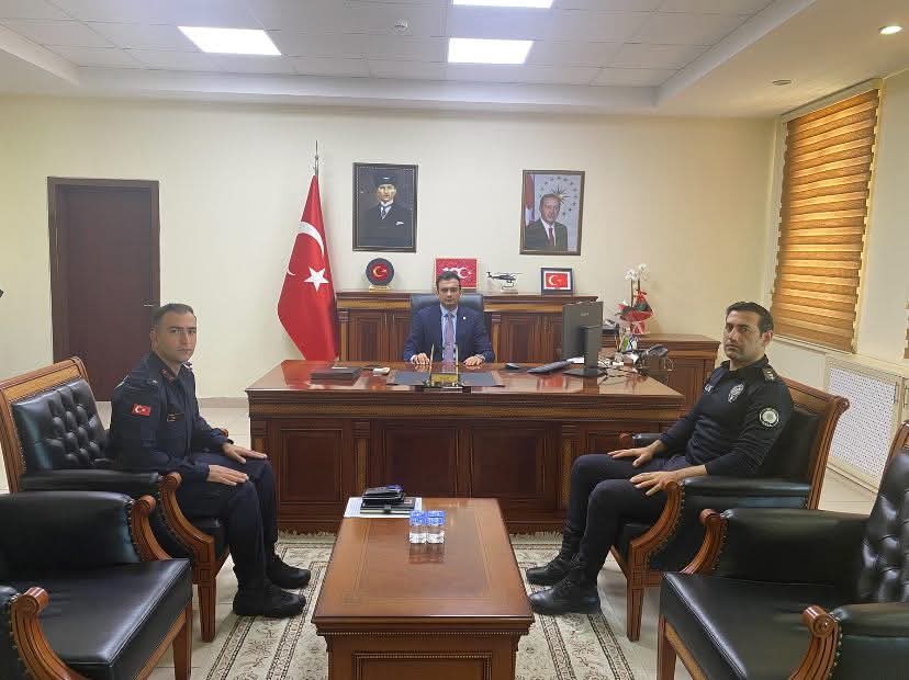 Eskil Kaymakamı Harun Uzar başkanlığında, İlçe Emniyet Müdürü Resul Toprak