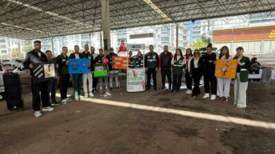 Aksaray Üniversitesi (ASÜ) Spor Bilimleri Fakültesi Spor Yöneticiliği Bölümü öğrencileri