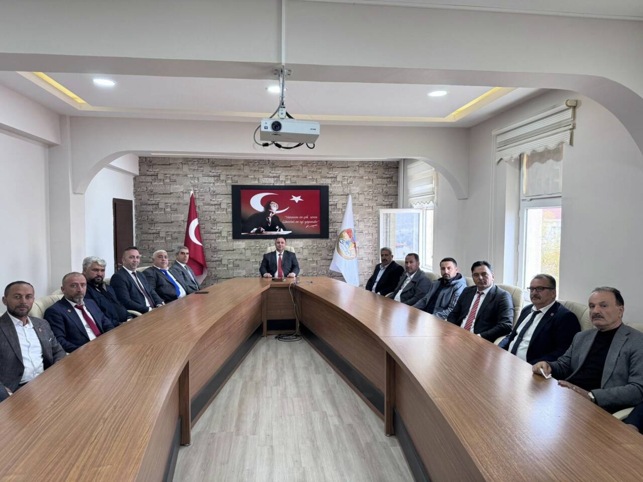 19 Ekim Muhtarlar Günü dolayısıyla Aksaray Vali Yardımcısı ve Güzelyurt