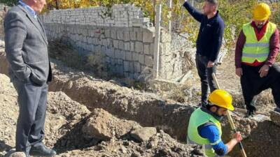 Güzelyurt Belediye Başkanı Ünal Demircioğlu, ilçede devam eden doğalgaz altyapı