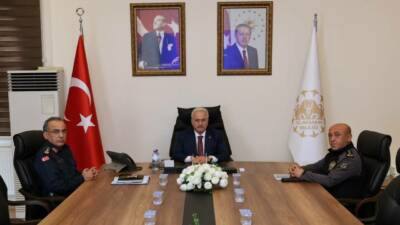 Aksaray Valisi Mehmet Ali Kumbuzoğlu başkanlığında İl Güvenlik ve Asayiş