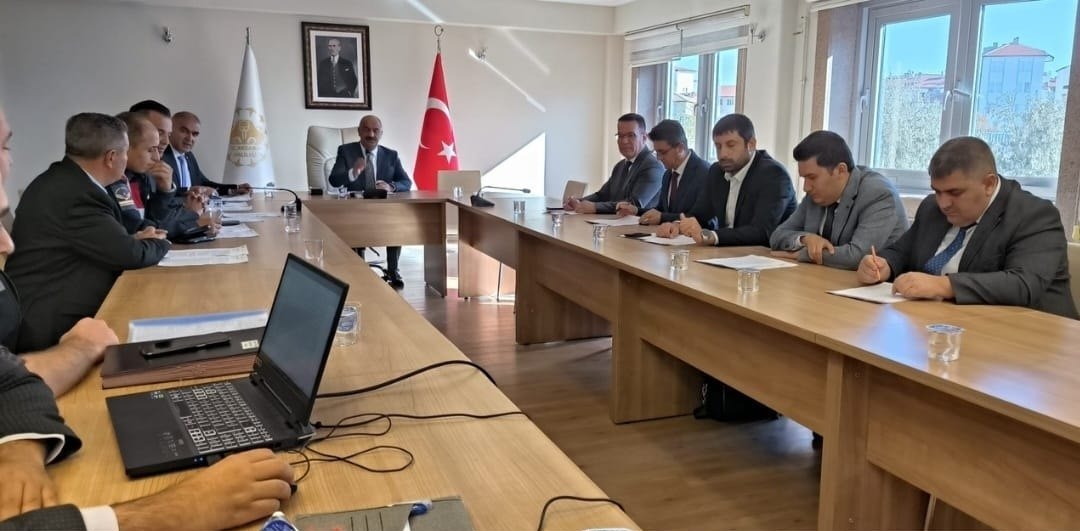 Aksaray’da İl Mera Komisyonu Toplantısı, Vali Yardımcısı Hakan Kılınçkaya başkanlığında