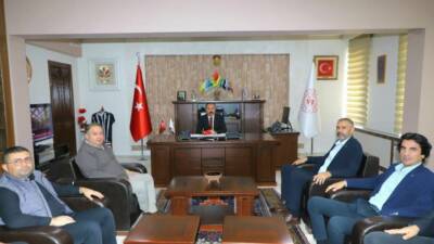 MÜSİAD Aksaray Başkanı Av. Sefa Göktaş ve yönetimi, İl Müdürü