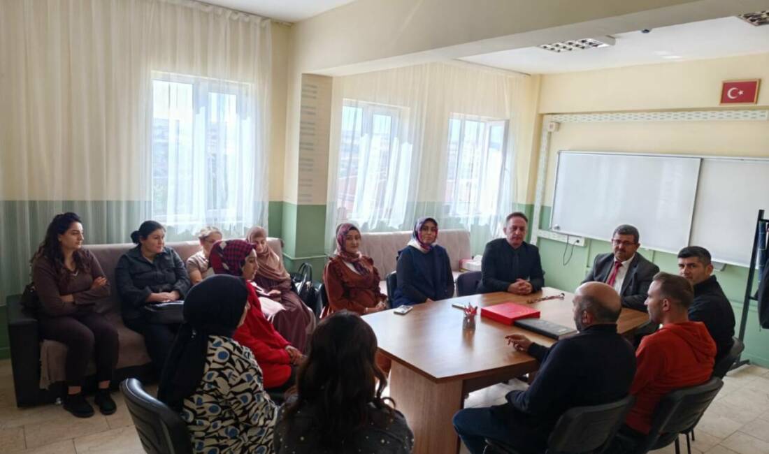 Ağaçören İlçe Milli Eğitim Müdürü Deniz Arslan, Camili Ortaokulu ve
