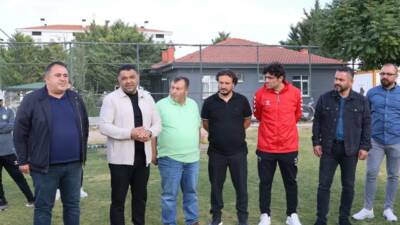 Aksaray Ticaret ve Sanayi Odası (ATSO) Başkanı Ahmet Koçaş, beraberindeki