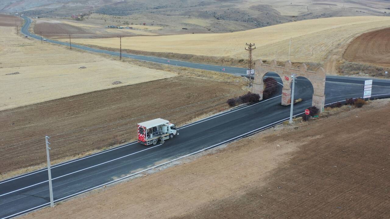 Aksaray İl Özel İdaresi, kırsal altyapı yatırımlarına hız kesmeden devam