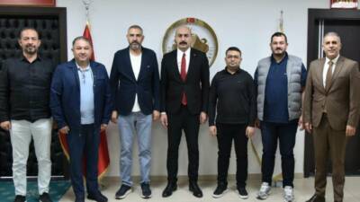 MÜSİAD Aksaray Başkanı Av. Sefa Göktaş ve yönetim kurulu üyeleri,