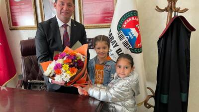 Aksaray Barosu, Kamber Gülüzar Demir İlkokulu 2-D sınıfı öğrencilerini ağırladı.