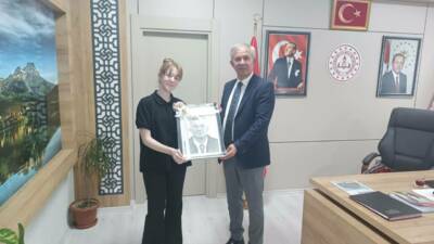 Aksaray Necmiye-Mehmet Yazıcı Kız Mesleki ve Teknik Anadolu Lisesi Müdürü,