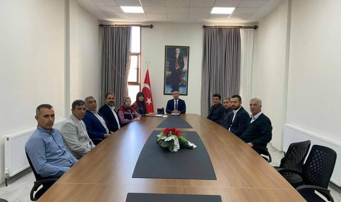 Sultanhanı Kaymakamı Bilal Göksun başkanlığında gerçekleştirilen toplantıda, Genel Tarım Sayımı