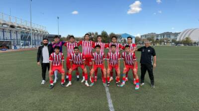 Aksaray Amatör Spor Kulüpleri Federasyonu’nun düzenlediği U18 Ligi’nin 4. haftasında