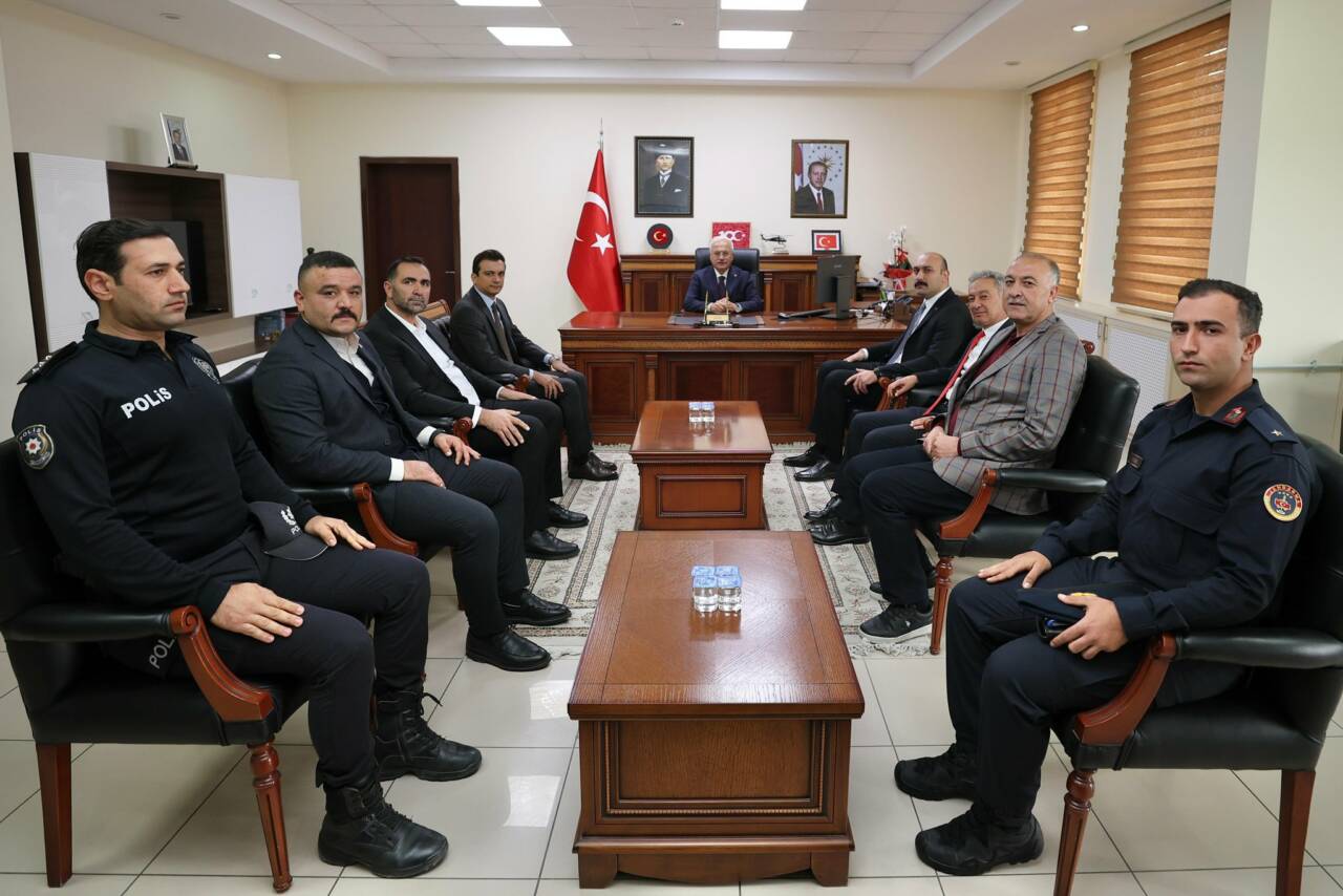Aksaray Valisi Mehmet Ali Kumbuzoğlu, Eskil ilçesini ziyaret ederek Kaymakam