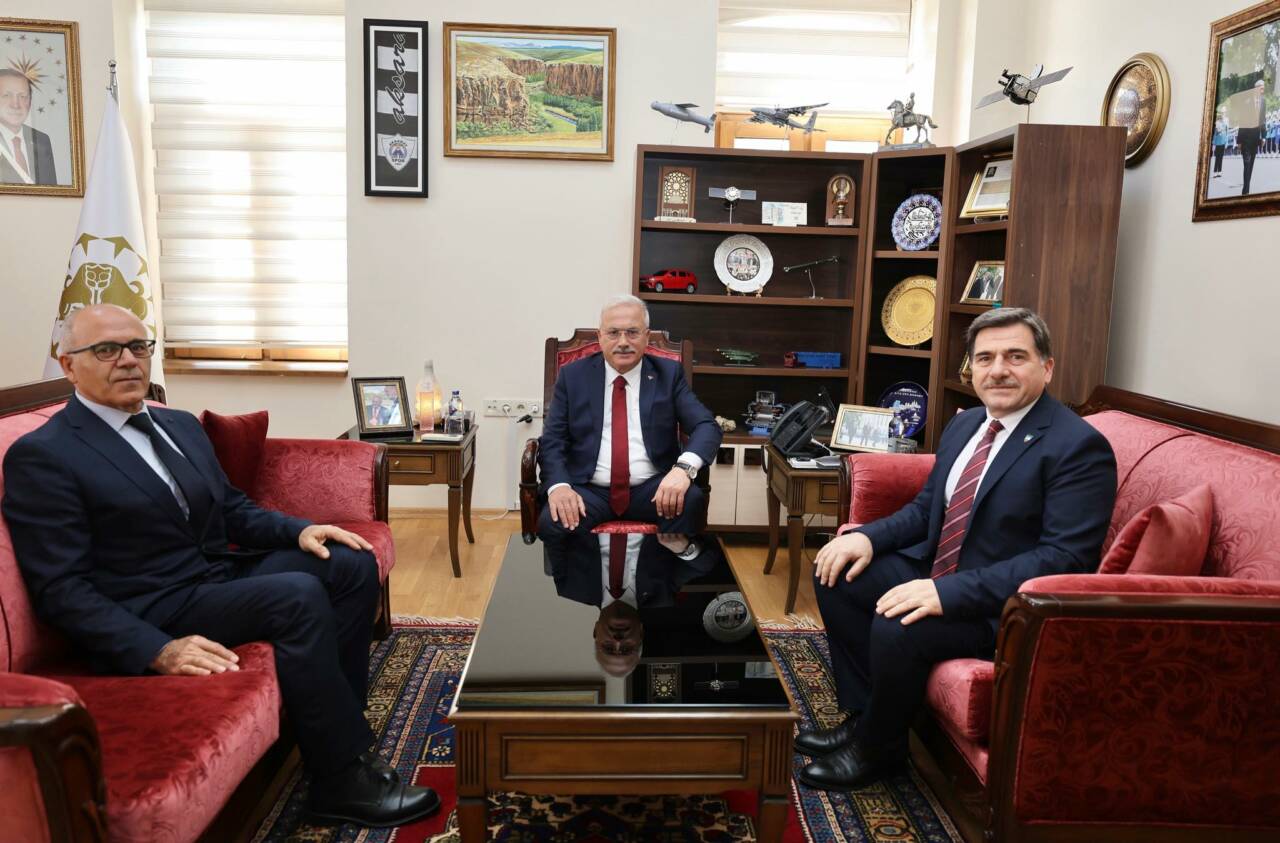 Aksaray Valisi Mehmet Ali Kumbuzoğlu, Konya Meteoroloji 8. Bölge Müdürü
