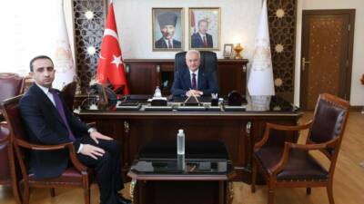 Aksaray Valisi Mehmet Ali Kumbuzoğlu, Sarıyahşi Kaymakamlığı görevine atanan Engin