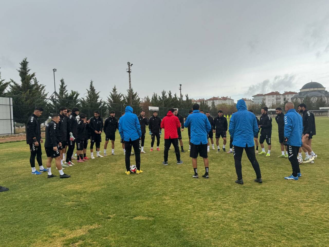 TFF 2. Lig Kırmızı Grup’ta mücadele eden Kuzeyboru 68 Aksarayspor,