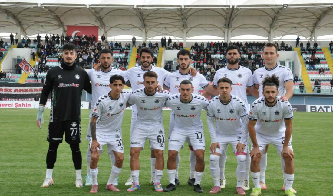 Siyah-beyazlı ekip, cezalı ve sakat oyuncularına rağmen deplasmandan puanla dönmeyi