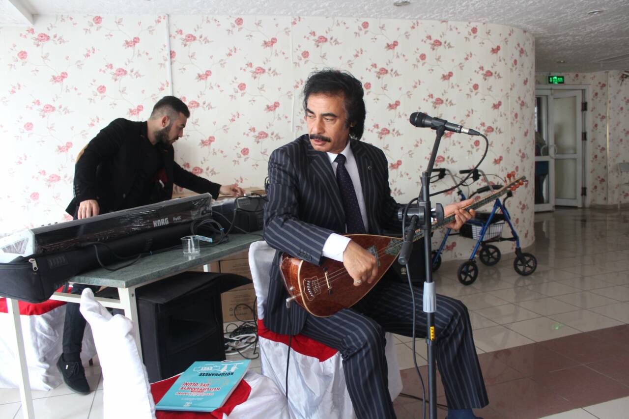 AKSARAYLI HALK OZANI ALİ ŞİMŞEK’TEN DİLDE USTALIK: Aksarayca Kelimeler” sosyal