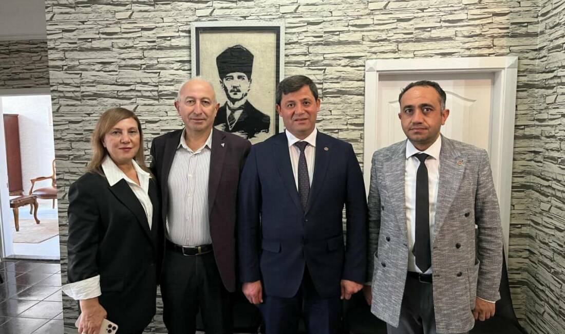 Aksaray Barosu, meslektaşlar arası dayanışma ve iletişimi güçlendirmeye yönelik ziyaretlerine
