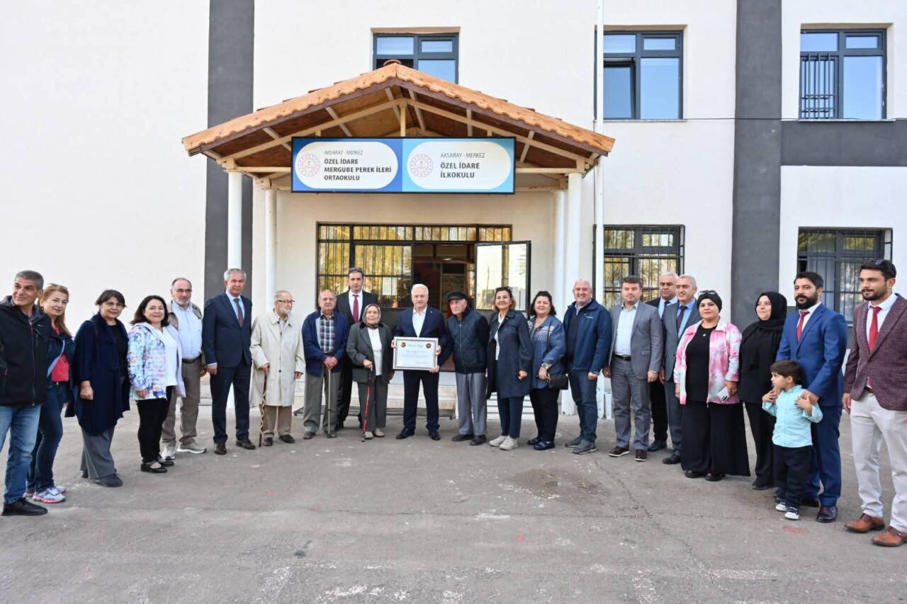 Aksaray  Valisi Mehmet Ali Kumbuzoğlu ve Belediye Başkanı Dr. Evren