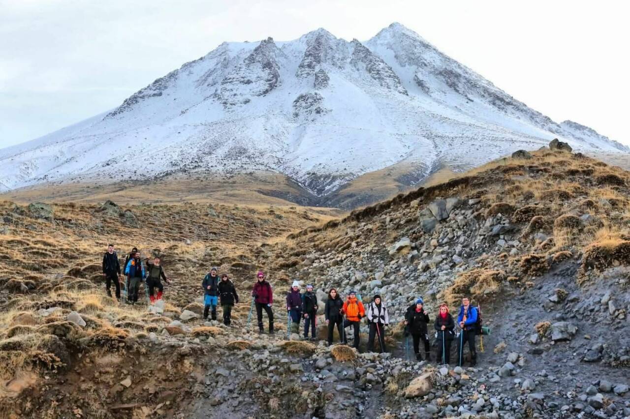 Outdoor sporları ve kamp için Aksaray’ın dağları ve doğası, yıldızlarla