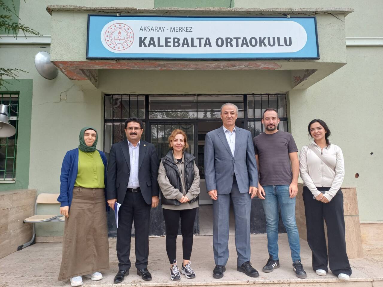 Eğitim-Bir-Sen Aksaray Şube Başkanı Murat Görmez, okul ziyaretlerini sürdürüyor. Bu