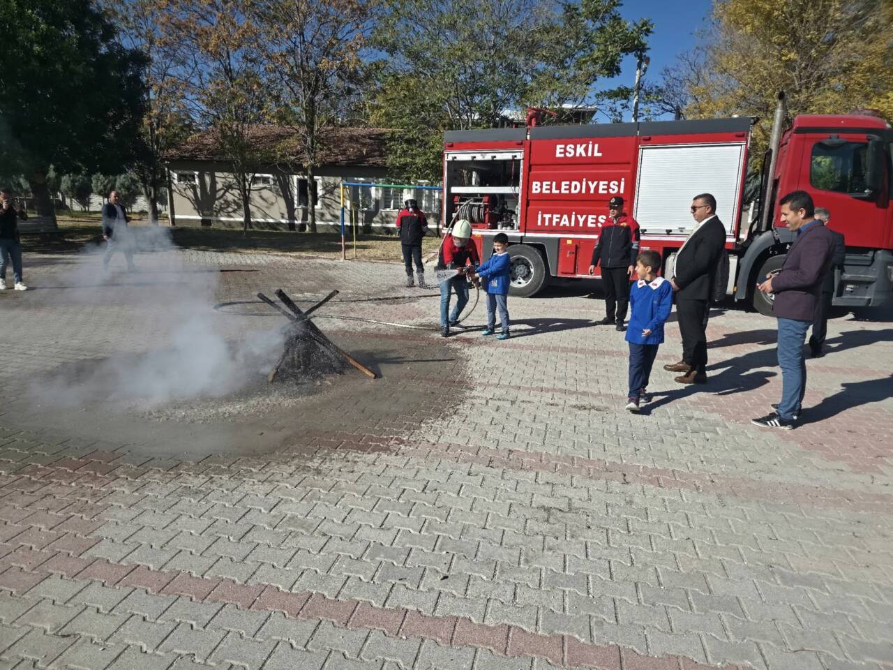 13 Ekim Uluslararası Afet Risklerinin Azaltılması Günü dolayısıyla, Eskil’deki tüm