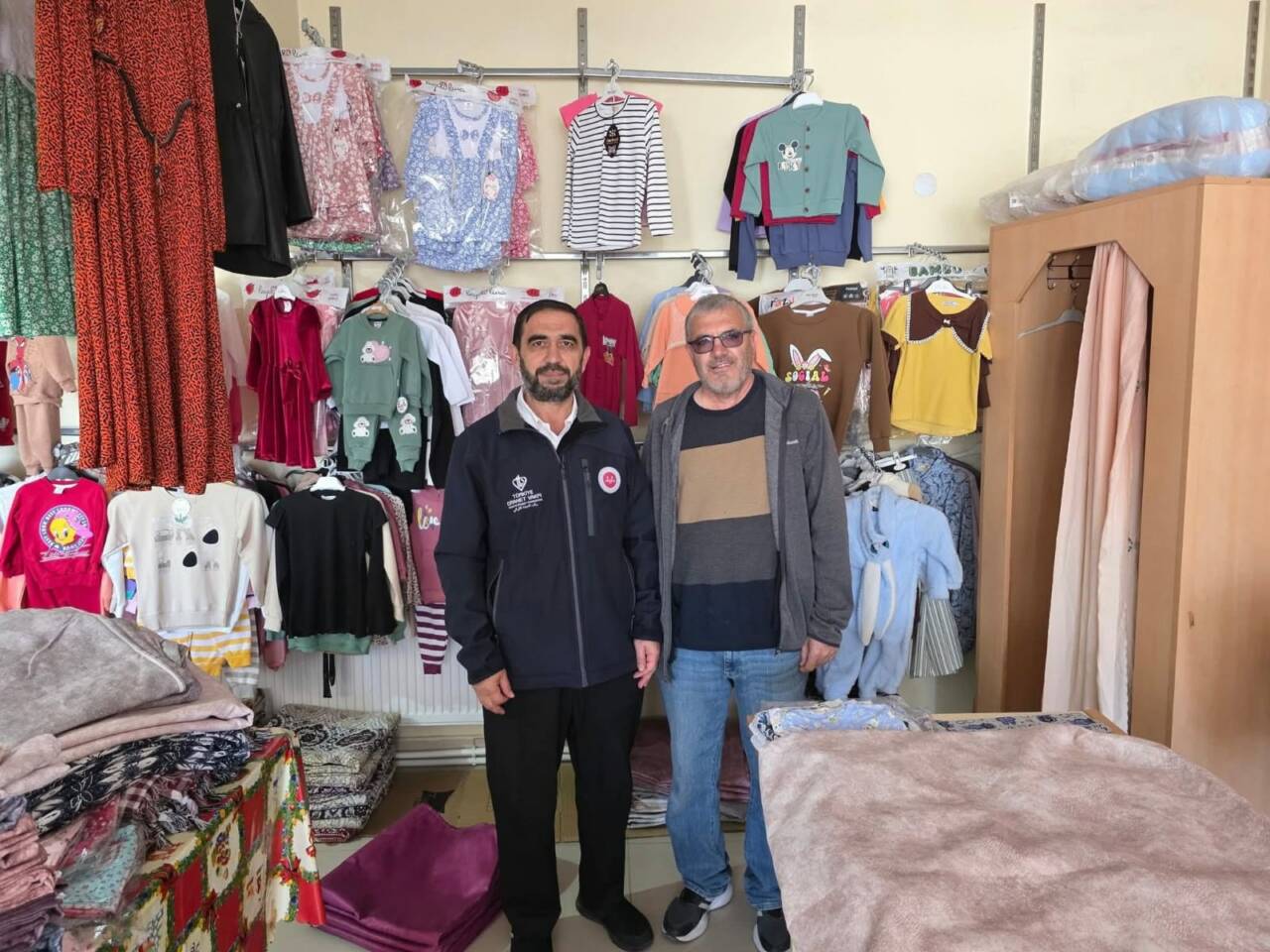 Eskil Yardım Gönüllüleri ve Eskil Müftülüğü iş birliğiyle "Yetim, Öksüz
